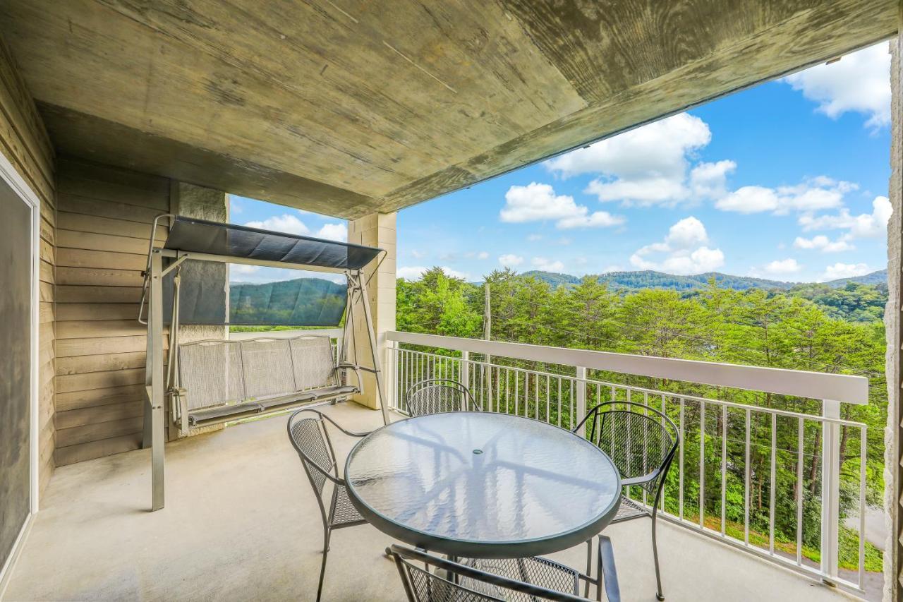 Livin It Up Whispering Pines 632 Apartment Pigeon Forge Luaran gambar
